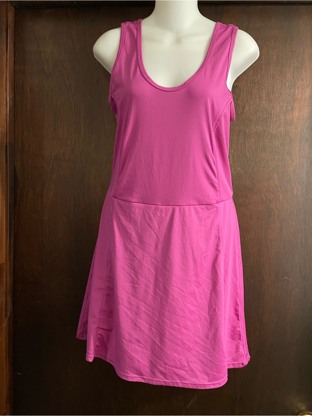 Xersion Brand Women's Medium Quick-Dri Pink Athletic Dress Activewear Sporty